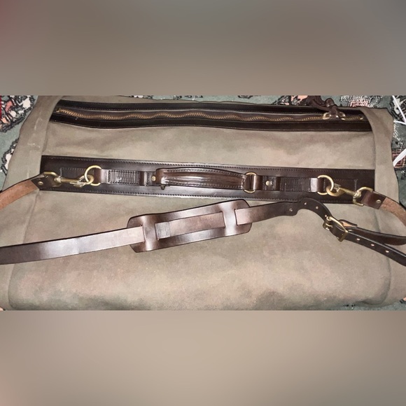 Filson Rugged Garment Bag - Picture 11 of 11